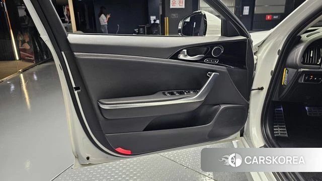 Kia Stinger id 4233204 из Кореи 16