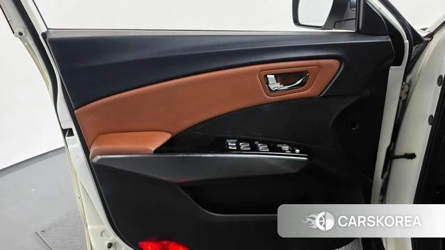 Ssangyong Tivoli Armor id 4856543 из Кореи 16