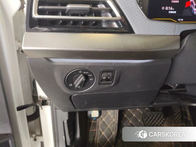 Volkswagen Lavida id 4257695 из Китая 16
