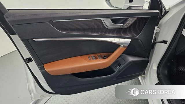 Audi A6 (C8) id 4541020 из Кореи 16