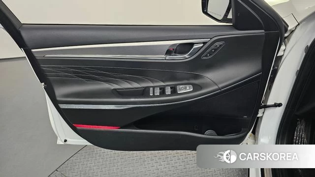 Hyundai The New Grandeur IG Hybrid id 4641912 из Кореи 16