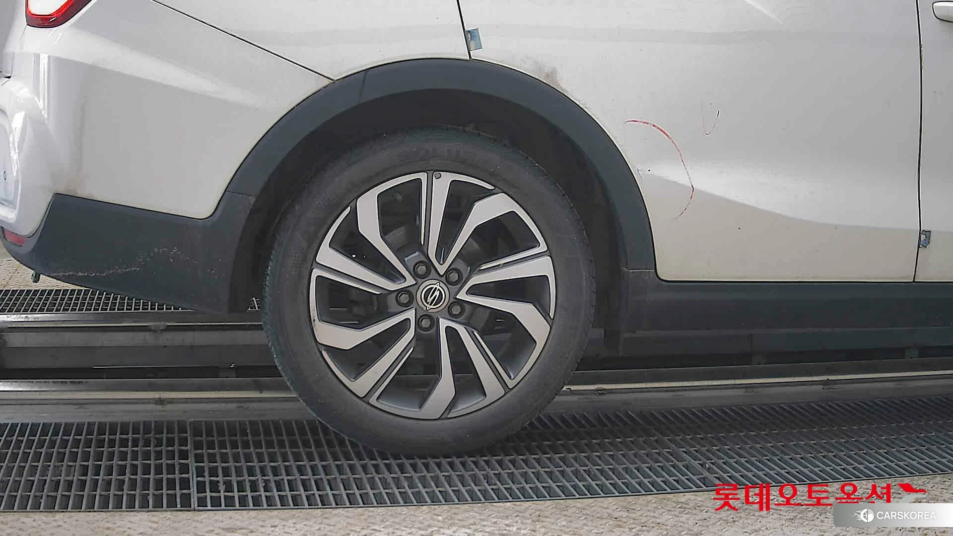 SsangYong Tivoli Air id 4296948 из Кореи 16