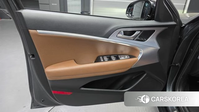 Genesis G70 id 4344934 из Кореи 16
