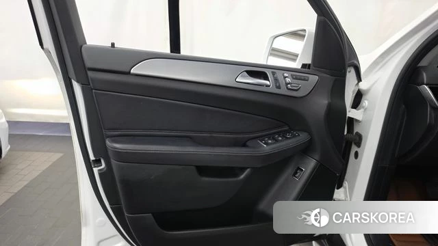 Mercedes-Benz GLE - Class W166 id 4837065 из Кореи 16