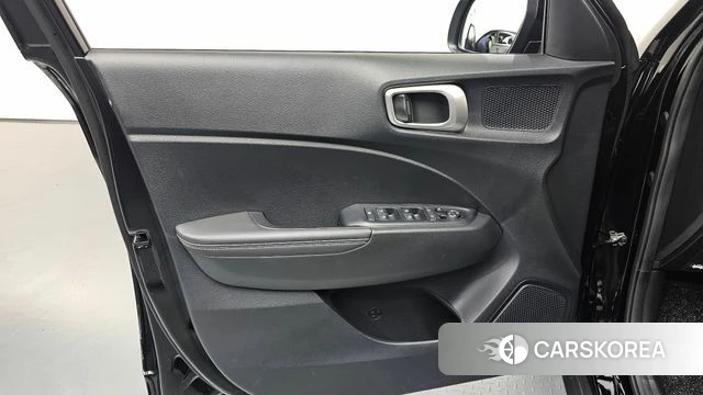 Hyundai Venue id 4590004 из Кореи 16