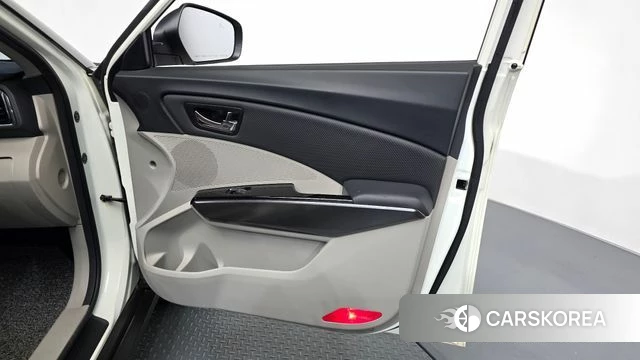 Ssangyong Tivoli Air id 4899929 из Кореи 16