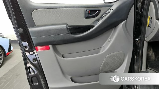 Hyundai The New Grand Starex id 4326027 из Кореи 16