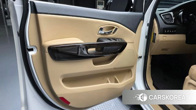 Kia The New Carnival id 4543160 из Кореи 16