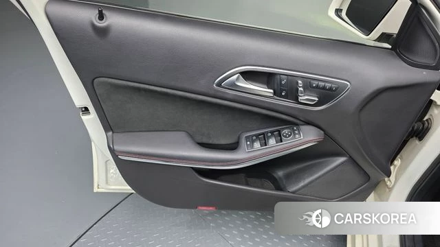 Mercedes-Benz A-Class W176 id 4895482 из Кореи 16