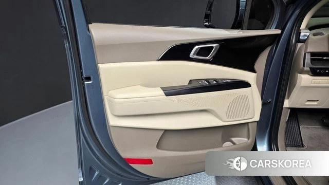 Kia Carnival 4th generation id 4688365 из Кореи 16
