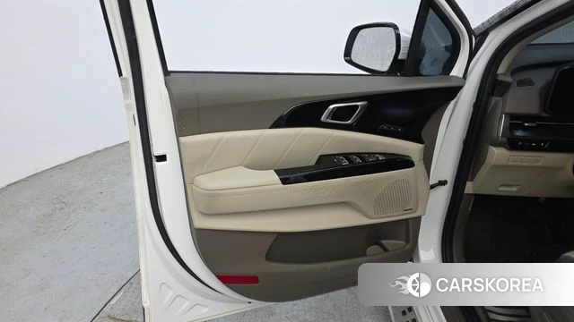 Kia Carnival 4th generation id 4350061 из Кореи 16