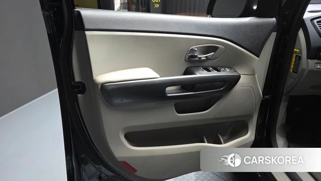 Kia The New Carnival id 4362878 из Кореи 16