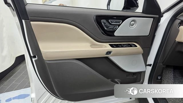 Lincoln Aviator 2nd generation id 4640833 из Кореи 16