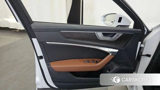 Audi A6 (C8) id 4530236 из Кореи 16