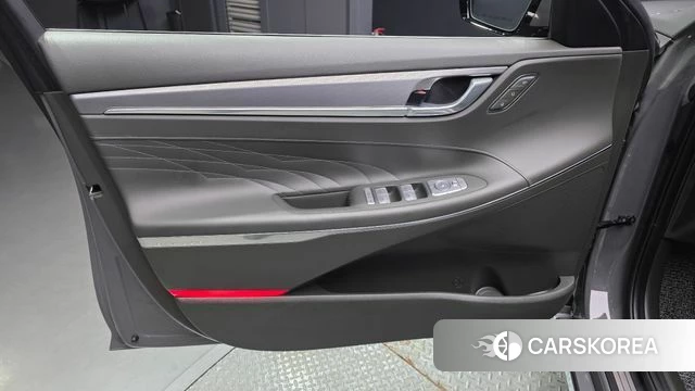 Hyundai The New Grandeur IG id 4693549 из Кореи 16
