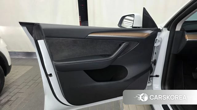 Tesla Model Y id 4408133 из Кореи 16