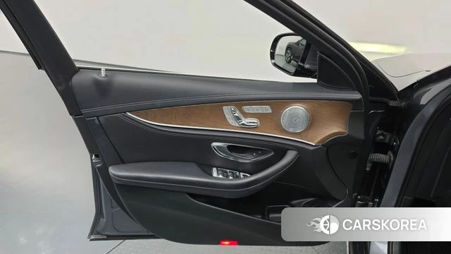 Mercedes-Benz E-Class W213 id 4785596 из Кореи 16