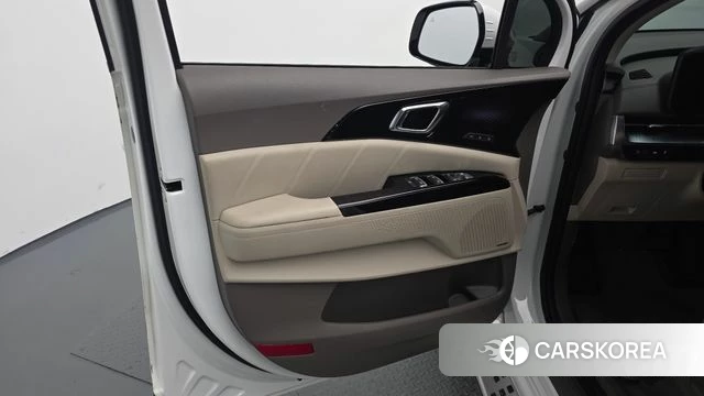 Kia Carnival 4th generation id 4711551 из Кореи 16