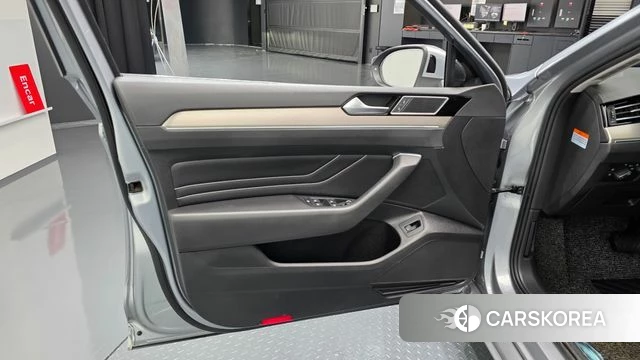 Volkswagen Passat GT (B8) id 4293913 из Кореи 16