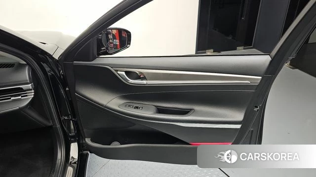Hyundai The New Grandeur IG id 4397112 из Кореи 16