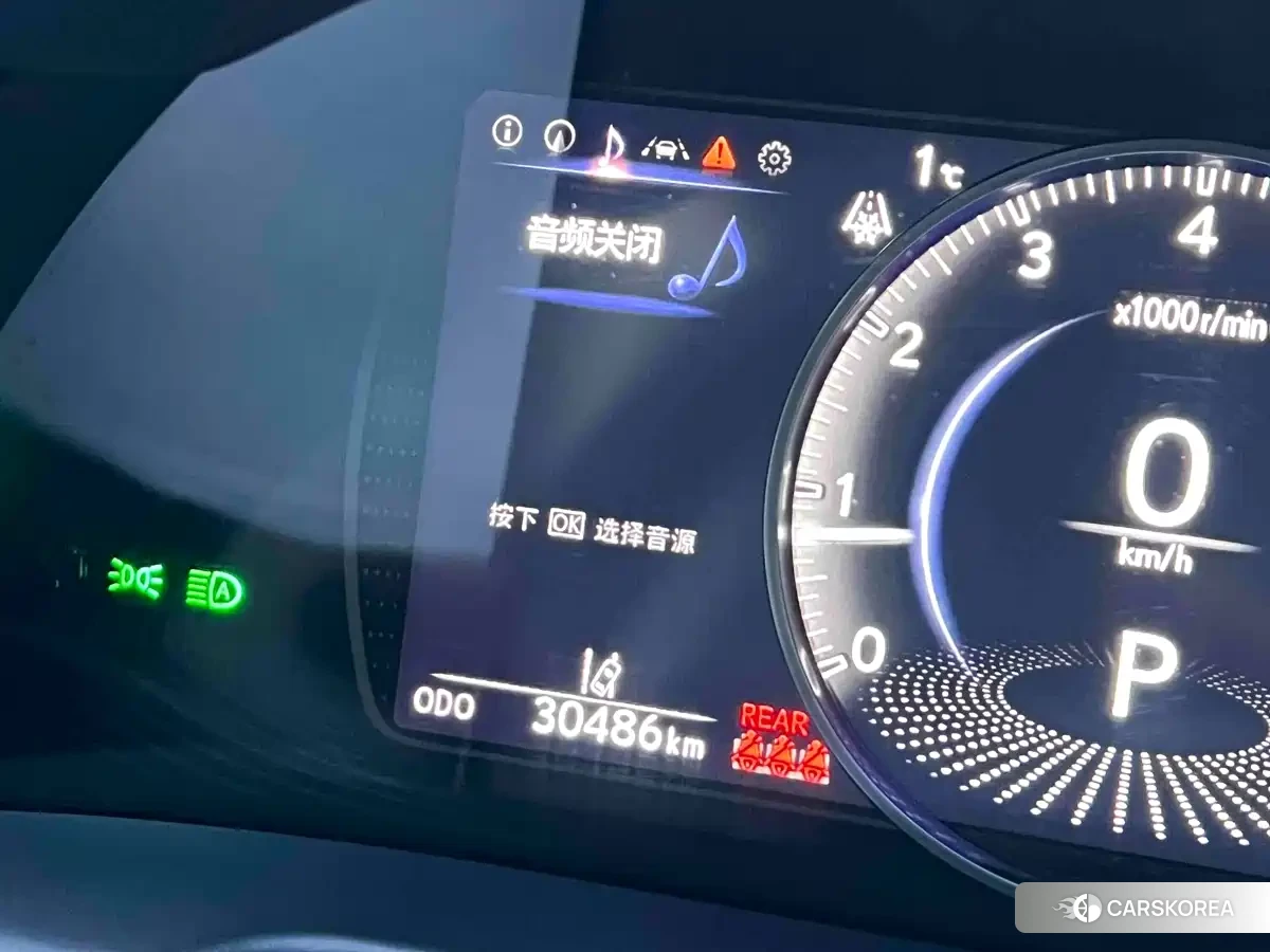 Lexus ES id 4628284 из Китая 16