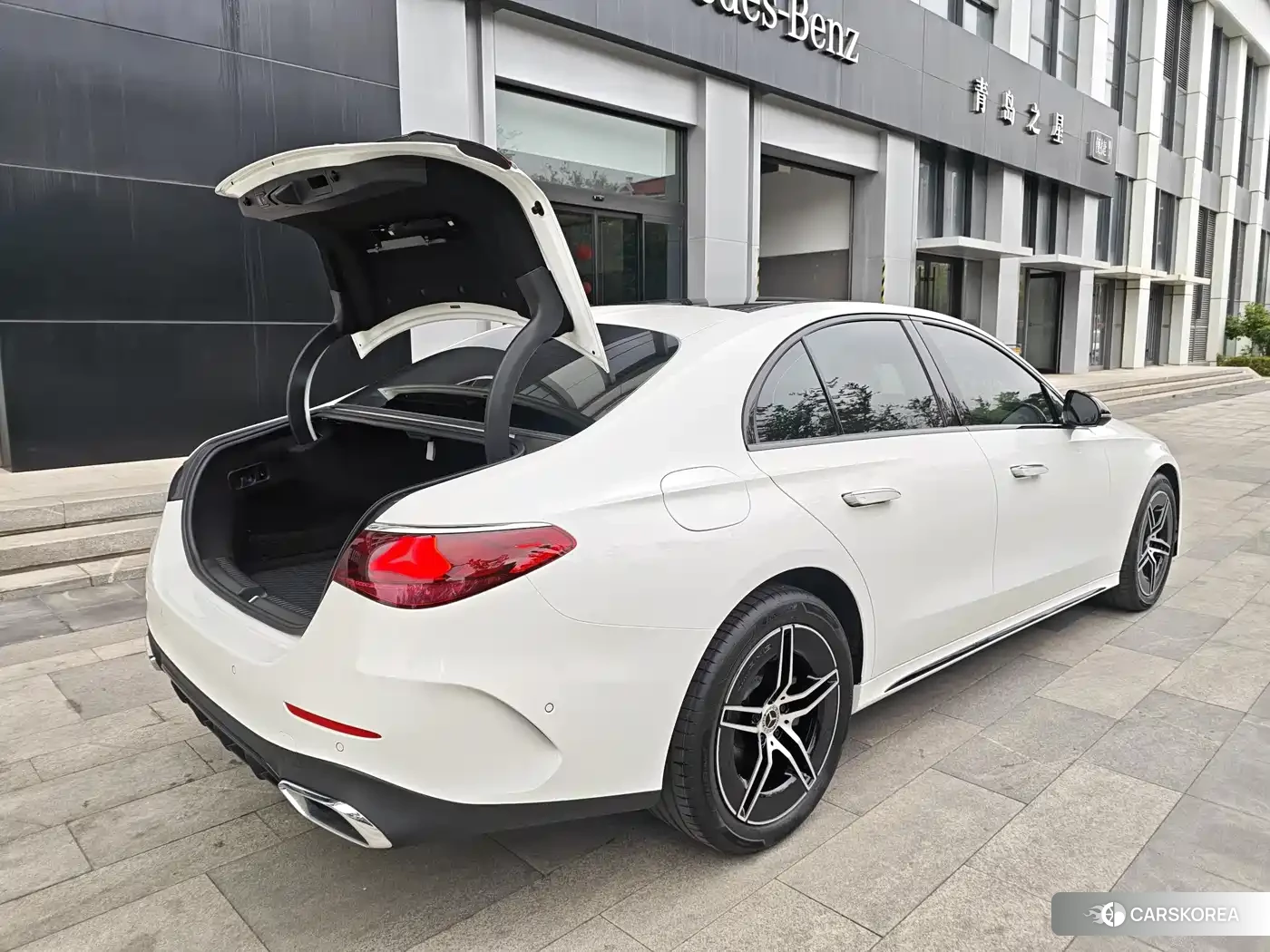 Mercedes-Benz E-Class id 4565180 из Китая 17