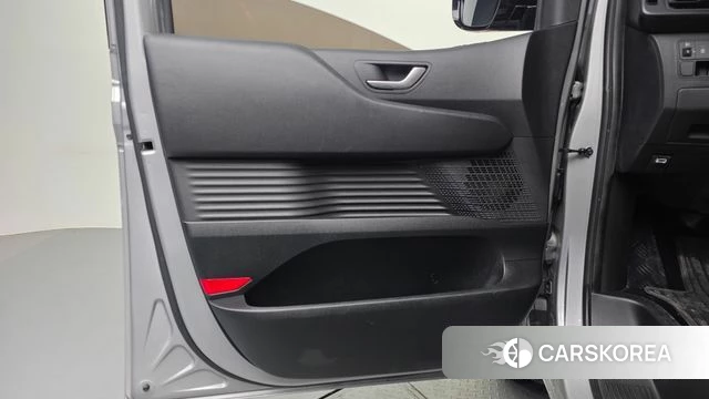 Hyundai Staria id 4763872 из Кореи 16