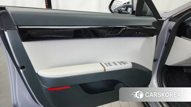 Hyundai Grandeur (GN7) id 4433050 из Кореи 16