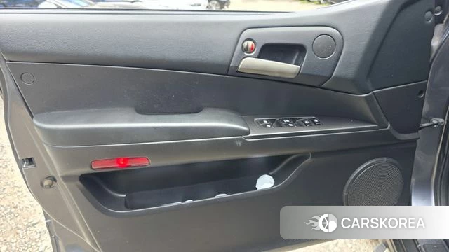Ssangyong The New Korando Sports id 4694247 из Кореи 16