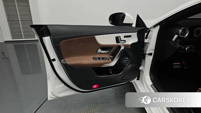 Mercedes-Benz CLA-Class C118 id 4527848 из Кореи 16