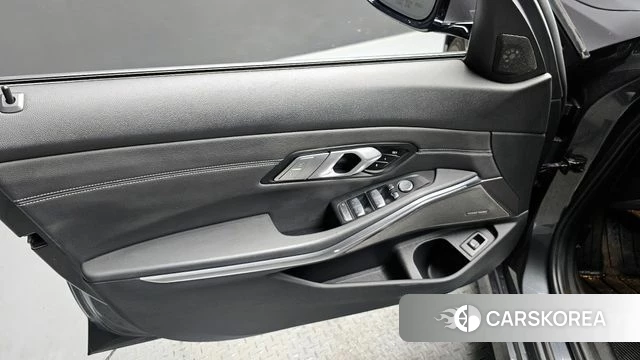 BMW 3 Series (G20) id 4310121 из Кореи 16