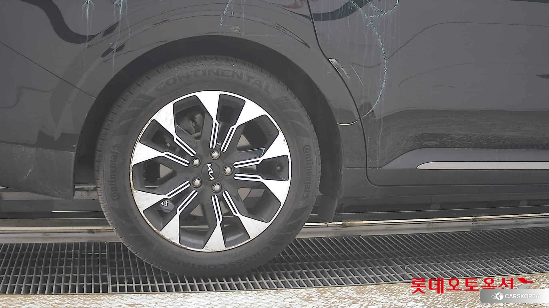 Kia Carnival id 3888430 из Кореи 16