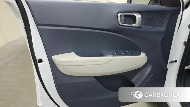 Hyundai Venue id 4522997 из Кореи 16
