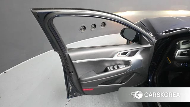 Genesis G70 id 4304786 из Кореи 16