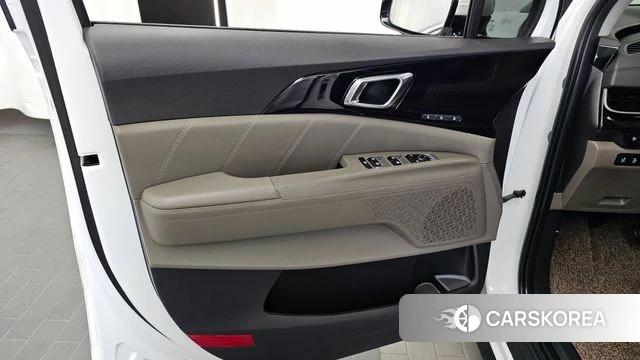 Kia The New Carnival 4th Generation id 4701085 из Кореи 16