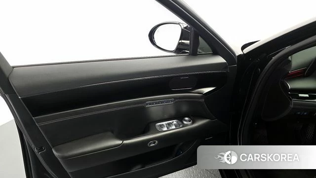 Genesis G90 (RS4) id 4231017 из Кореи 16