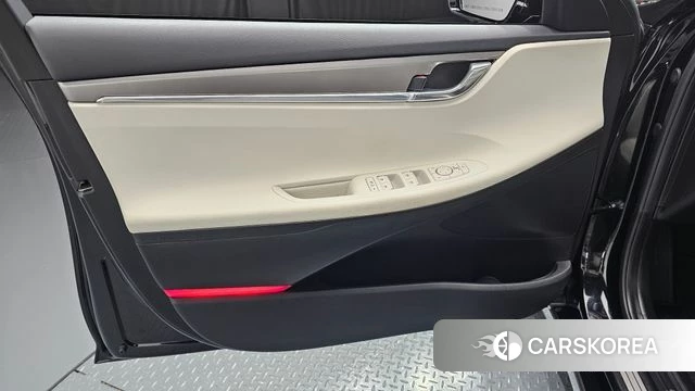 Hyundai The New Grandeur IG Hybrid id 4382709 из Кореи 16