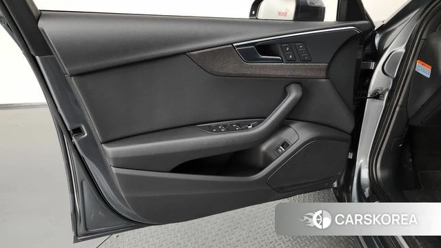 Audi A4 (B9) id 4310474 из Кореи 16