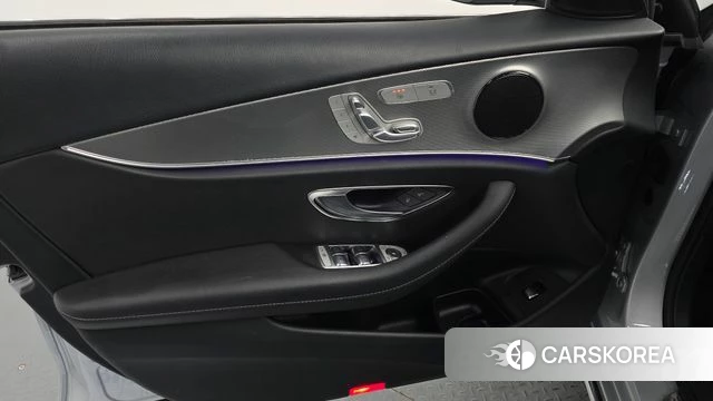Mercedes-Benz E-Class W213 id 4188204 из Кореи 16
