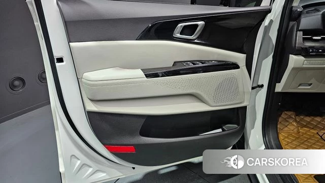 Kia Carnival 4th generation id 4500518 из Кореи 16