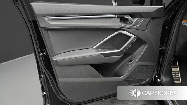 Audi Q3 (F3) id 4650653 из Кореи 16