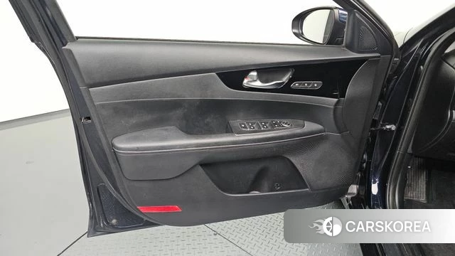 Kia The New K3 2nd generation id 4636827 из Кореи 16