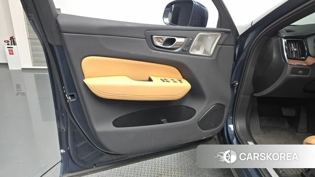 Volvo XC60 second Generation id 4635553 из Кореи 16