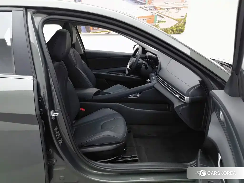 Hyundai Elantra id 4653917 из Китая 16