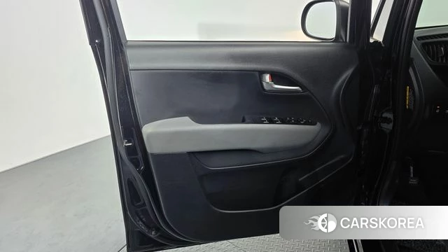 Kia The New Kia Ray id 4590599 из Кореи 16