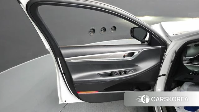 Hyundai The New Grandeur IG Hybrid id 4917241 из Кореи 16