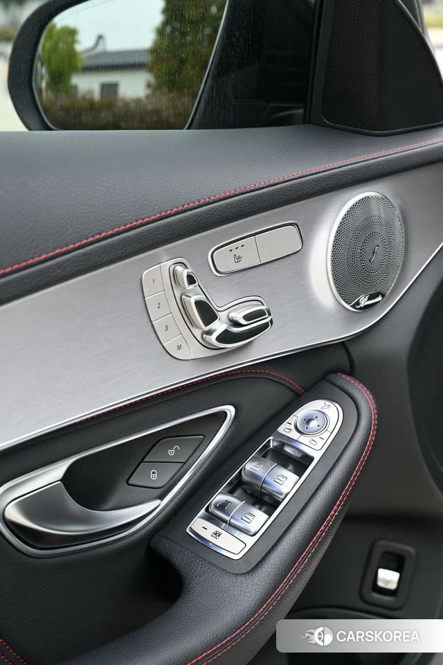 Mercedes-Benz C-class AMG id 4240598 из Китая 16