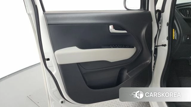 Kia The New Kia Ray EV id 4442327 из Кореи 16
