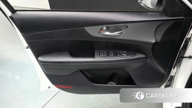 Kia Come New K3 id 4717167 из Кореи 16