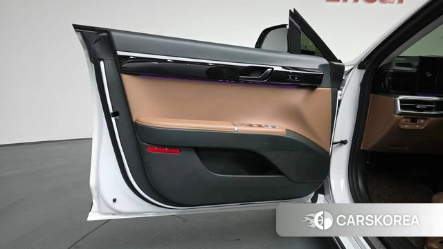 Hyundai Grandeur (GN7) id 4186328 из Кореи 16